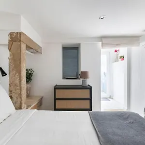16 Rc - Patio Apartment